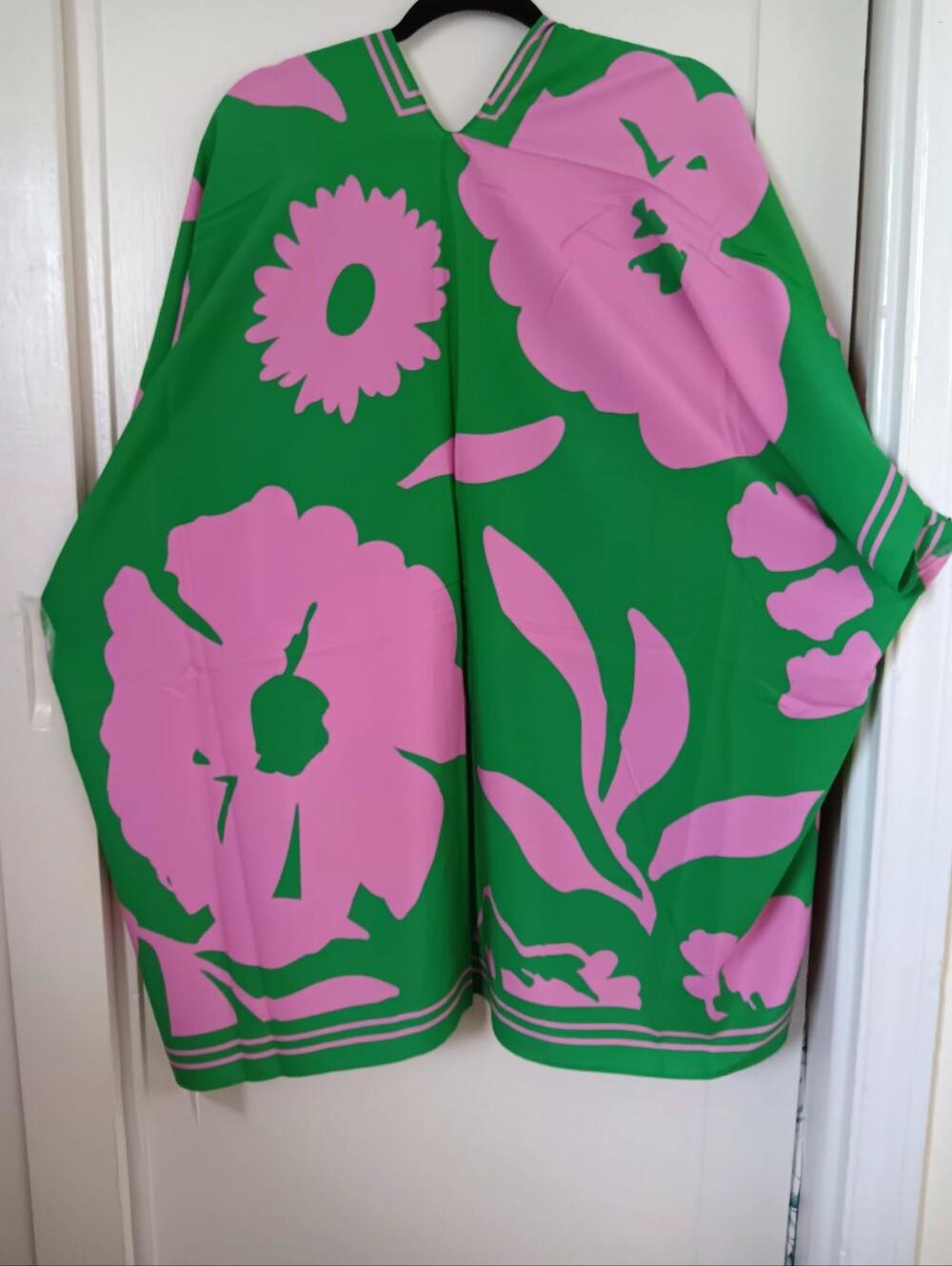 Vibrant Botanic Print Kimono - Picture 6 of 11